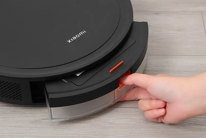 robot-hut-bui-lau-nha-xiaomi-e5-12-700×467